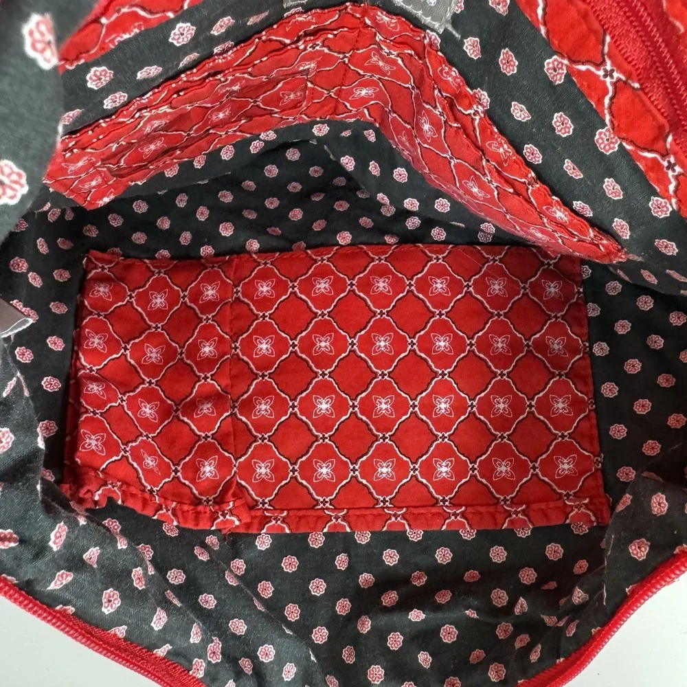Croft & Barrow Tote Quilted Red Black Print Zipper Pockets Medium Cottage Cute